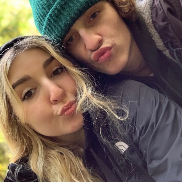 Meet your Posher, Kristen - Picture 1 of 1